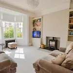 Victorian In By The Sea Holiday home