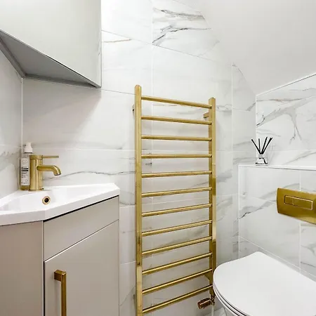 Victorian In By The Sea